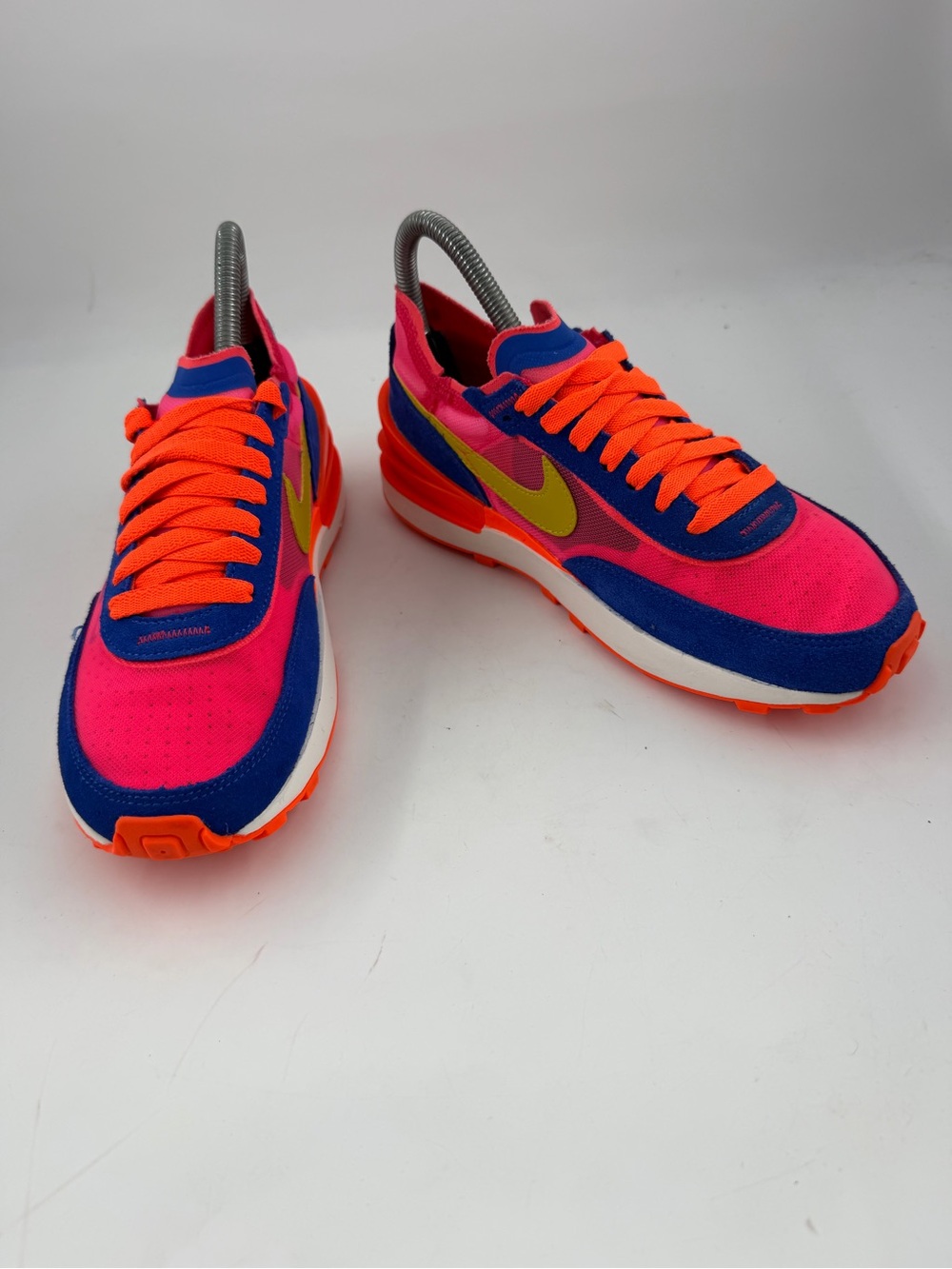 Nike Women’s Waffle One -SZ 6- Bright Citron Hyper Pink Trainers Shoes Sneakers - Picture 6 of 14